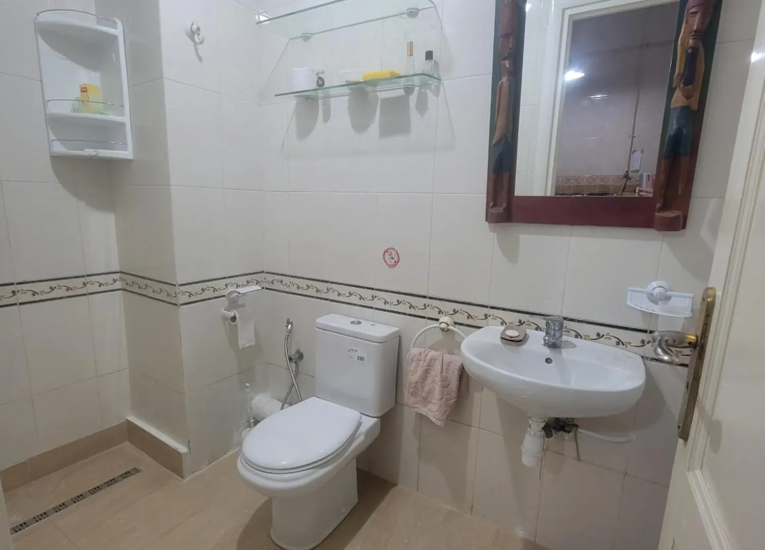 Agreable Appartement Ennasr 2 Ariana Tunesien