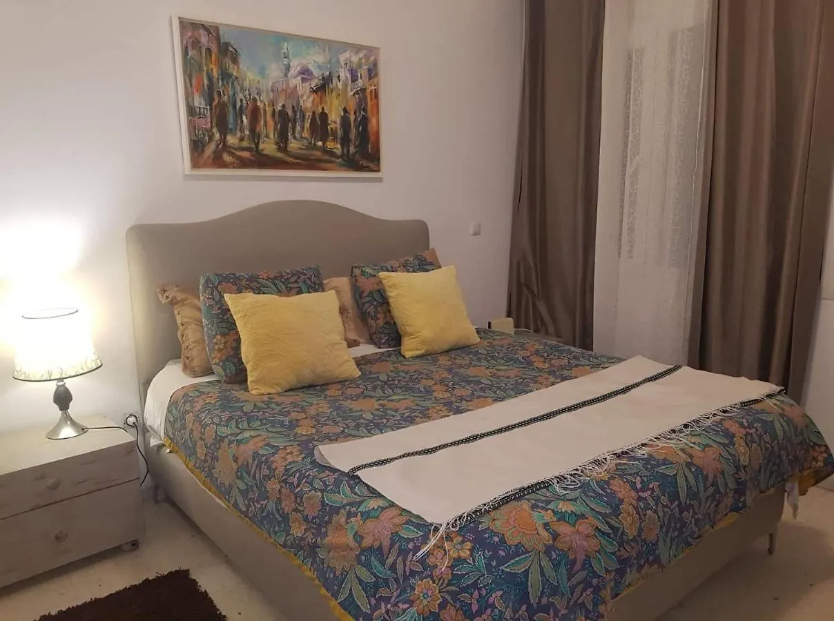 Agreable Appartement Ennasr 2 Ariana 0*,